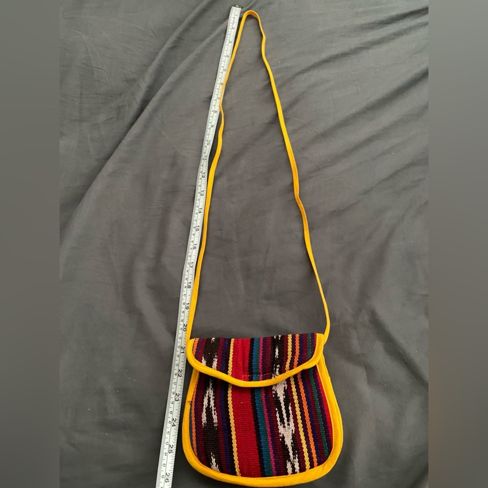 Authentic Guatemalan Small Purse 6” multicolored - Picture 7 of 8